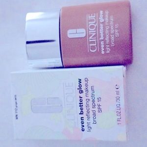 Clinique even better glow light reflecting makeup SPF 15 WN 112 ginger
